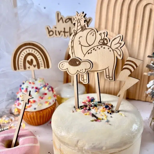 Einhorn Caketopper Laserdatei – magische DIY Deko für Kindergeburtstage Einhorn Caketopper Laserdatei – magische DIY Deko für Kindergeburtstage